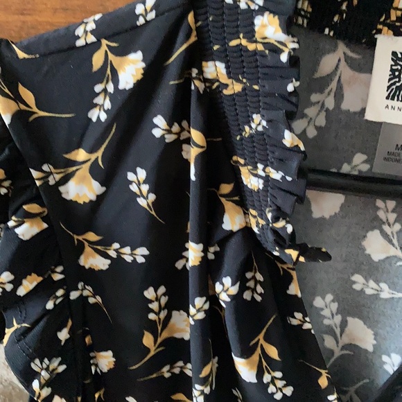 Anne Klein vintage style ruffled top - Picture 4 of 13